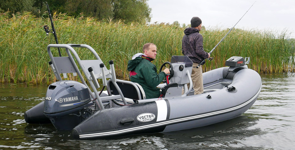 Rigid inflatable boat RIB 400